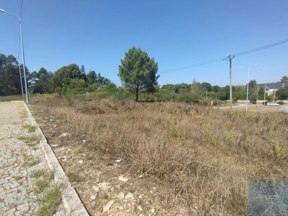 Terreno para Venda em Valongo Foto 3