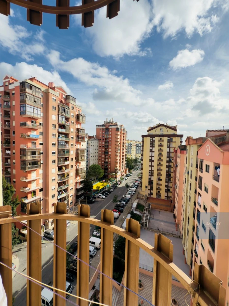 Apartamento T2 para Venda em Algueirão-Mem Martins Foto 20