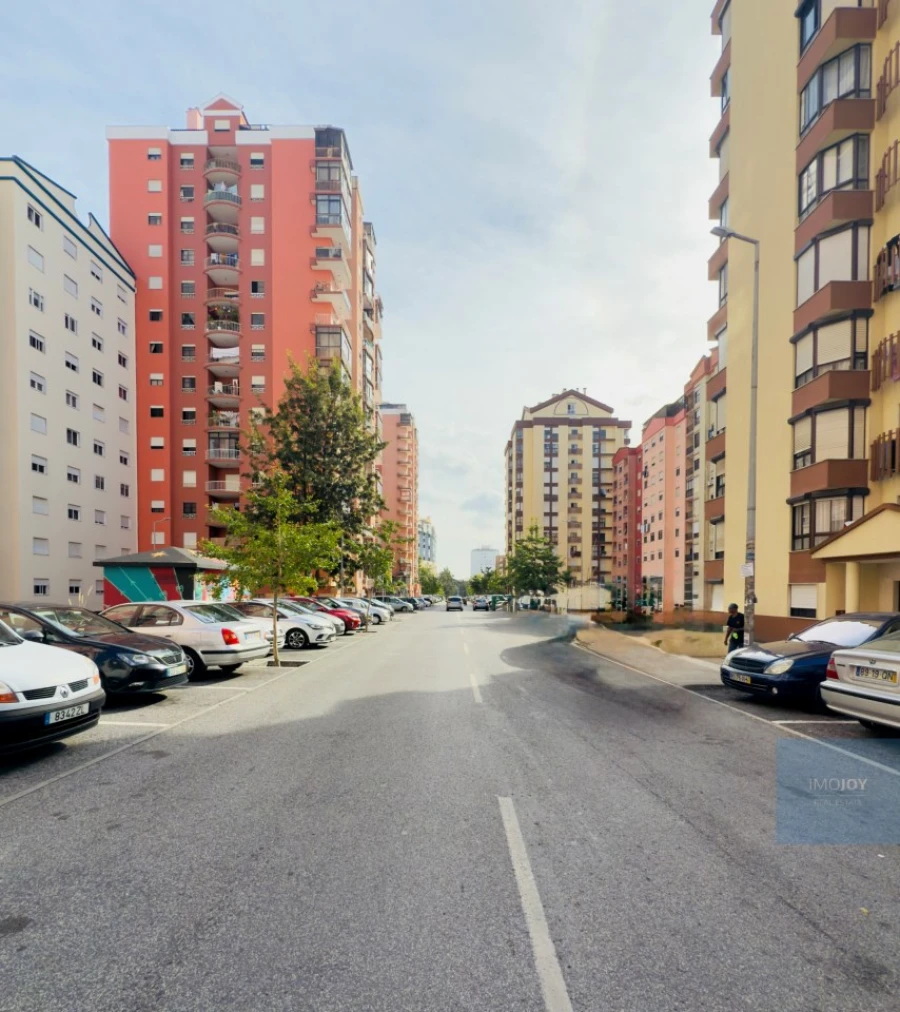 Apartamento T2 para Venda em Algueirão-Mem Martins Foto 27