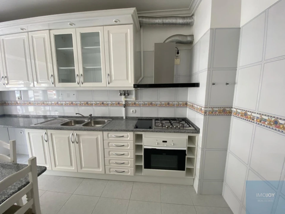 Apartamento T4 para Arrendamento em Moscavide e Portela Foto 6