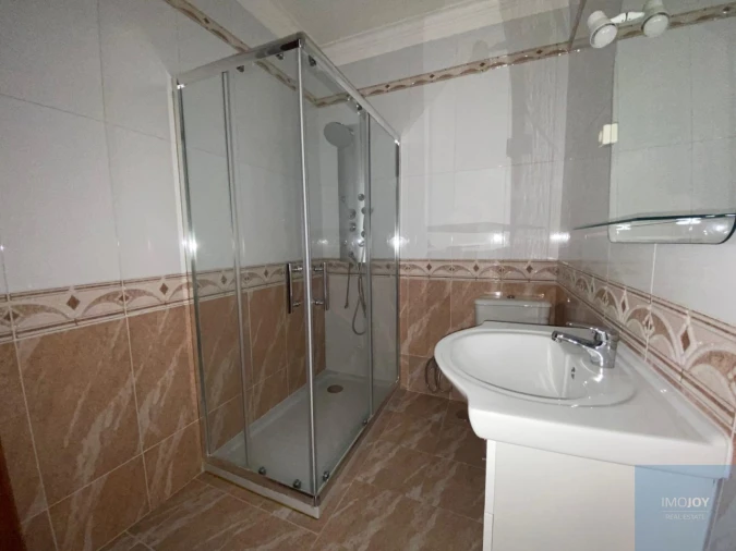 Apartamento T4 para Arrendamento em Moscavide e Portela Foto 25