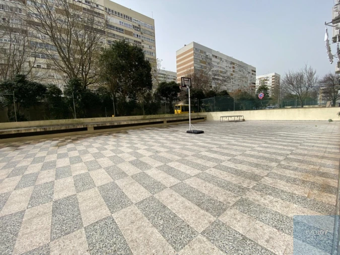 Apartamento T4 para Arrendamento em Moscavide e Portela Foto 33