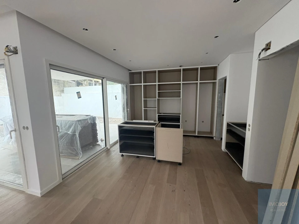 Moradia T3 para Venda em São Domingos de Rana Foto 6