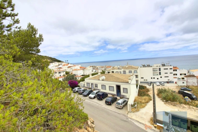 Terreno para Venda em Budens Foto 4