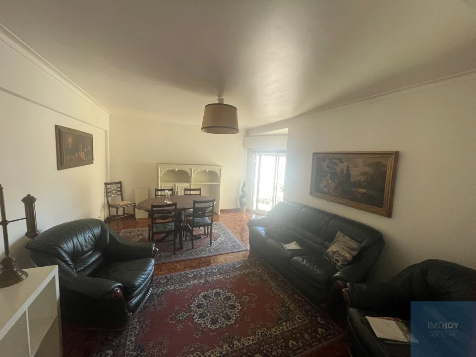 Apartamento T2 para Venda em Algés, Linda-A-Velha e Cruz Quebrada-Dafundo Foto 4