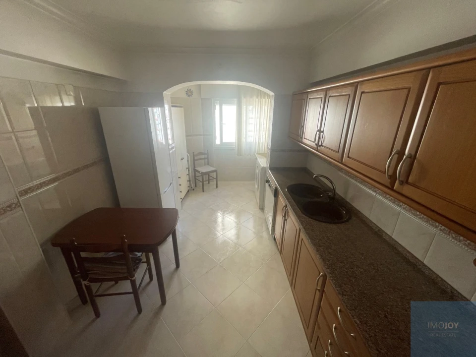 Apartamento T2 para Venda em Algés, Linda-A-Velha e Cruz Quebrada-Dafundo Foto 9