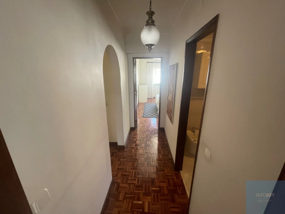 Apartamento T2 para Venda em Algés, Linda-A-Velha e Cruz Quebrada-Dafundo Foto 11