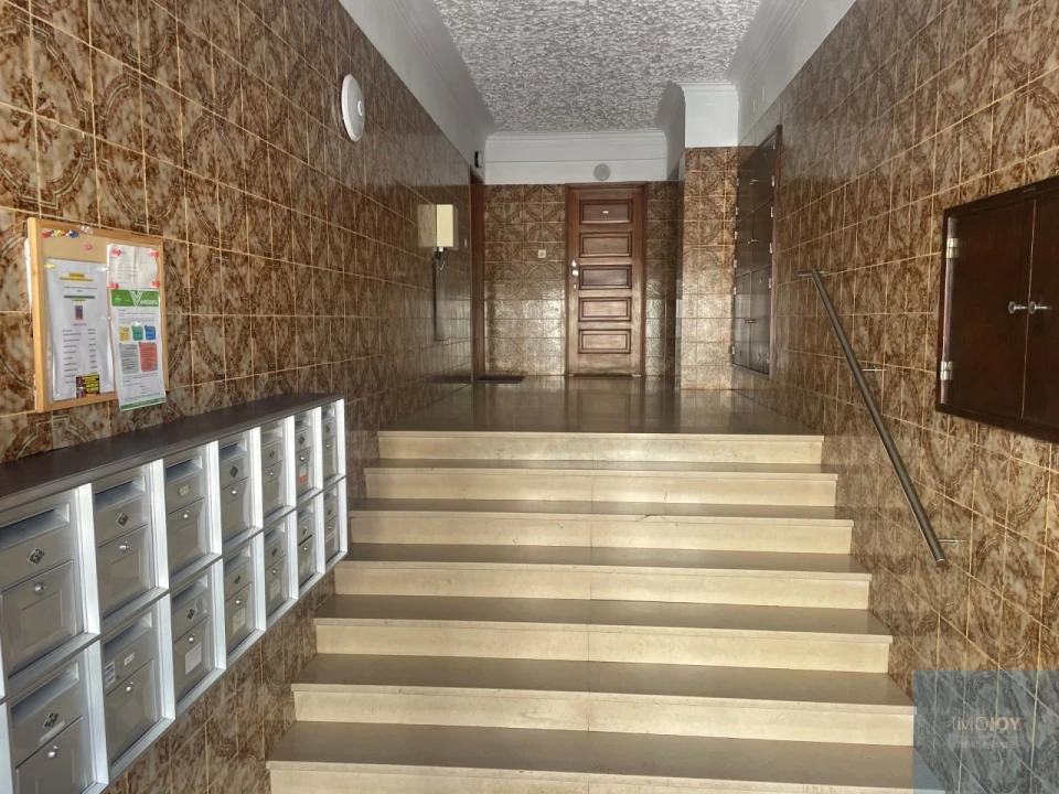 Apartamento T2 para Venda em Algés, Linda-A-Velha e Cruz Quebrada-Dafundo Foto 25