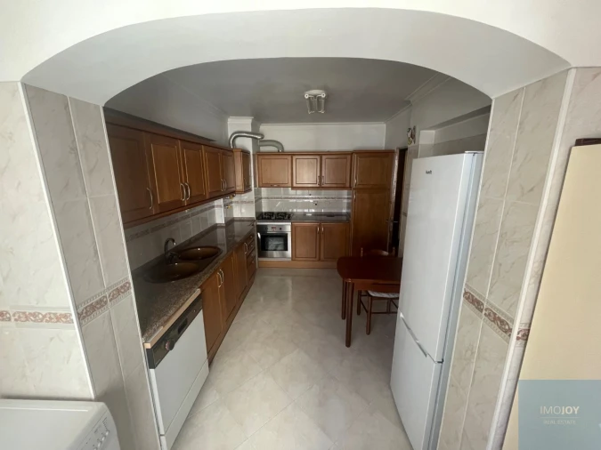 Apartamento T2 para Venda em Algés, Linda-A-Velha e Cruz Quebrada-Dafundo Foto 7