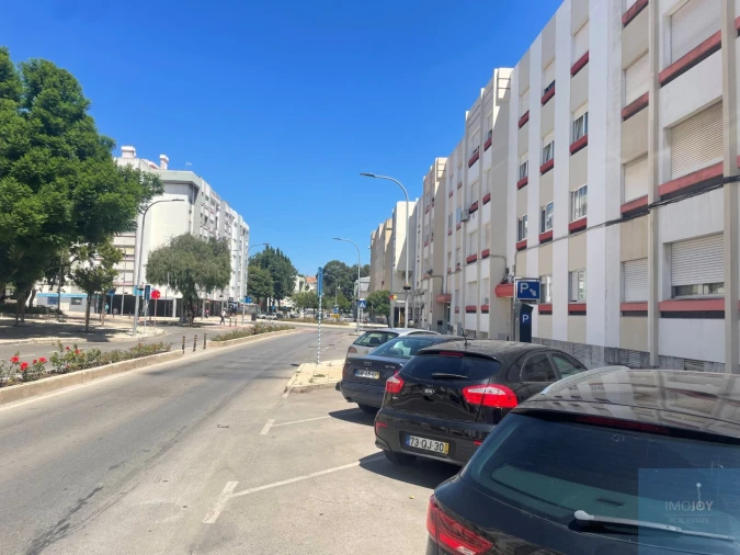 Apartamento T2 para Venda em Algés, Linda-A-Velha e Cruz Quebrada-Dafundo Foto 31