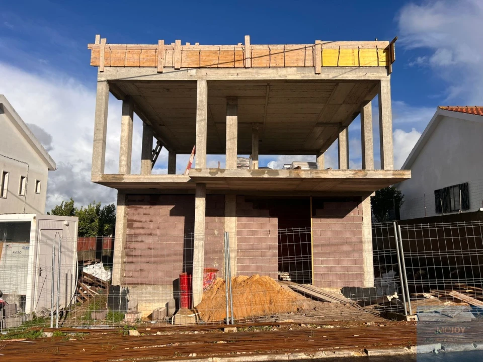 Moradia T3 para Venda em São Domingos de Rana Foto 10