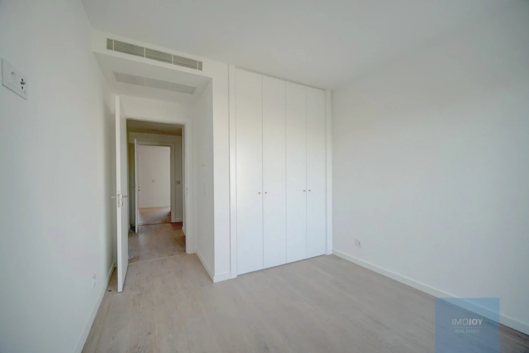 Apartamento T3 para Venda em Carnaxide e Queijas Foto 16