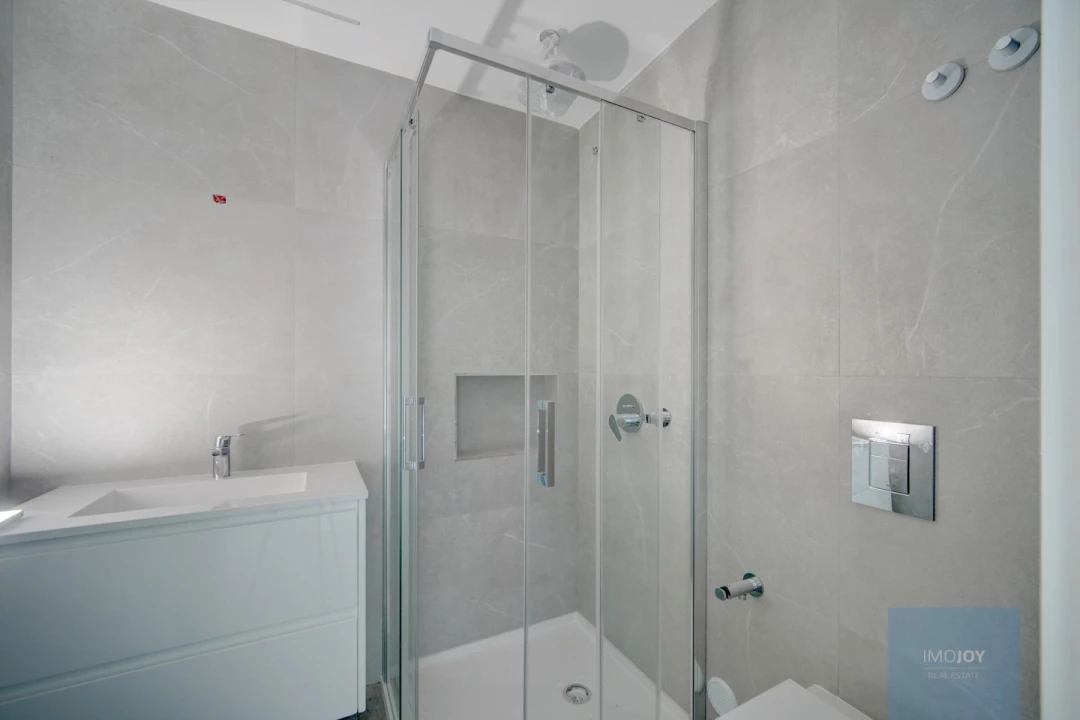 Apartamento T3 para Venda em Carnaxide e Queijas Foto 18