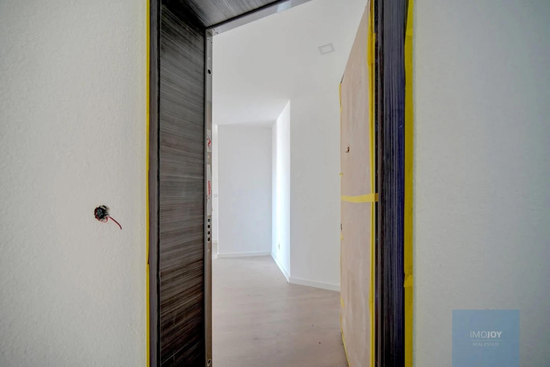 Apartamento T3 para Venda em Carnaxide e Queijas Foto 22