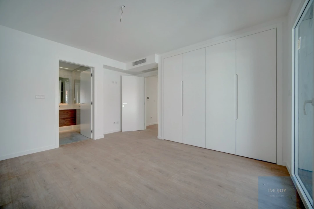 Moradia T4 para Venda em Alcabideche Foto 23