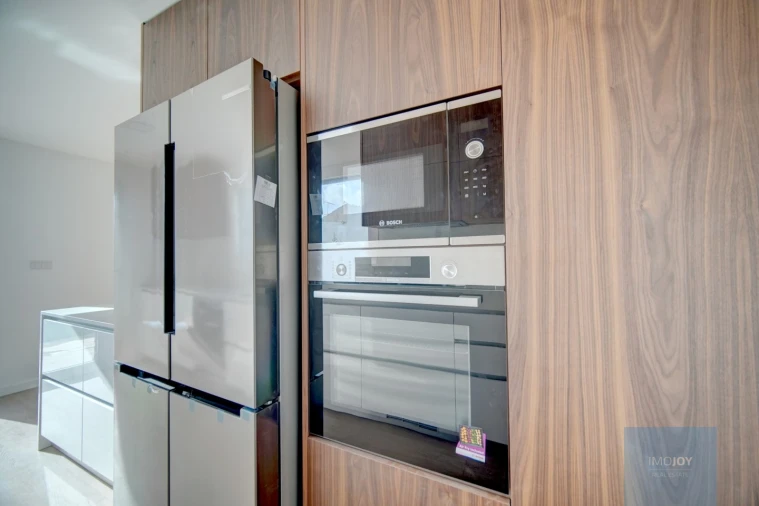 Moradia T4 para Venda em Alcabideche Foto 8