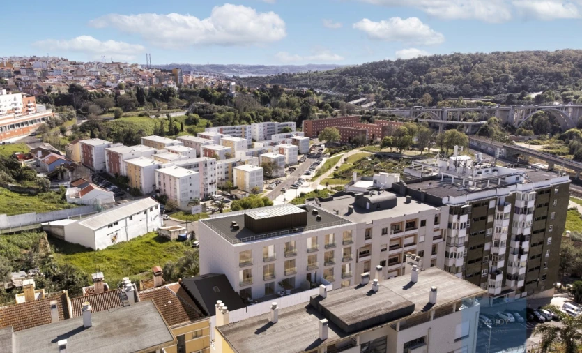 Apartamento T1 para Venda em Campolide Foto 28