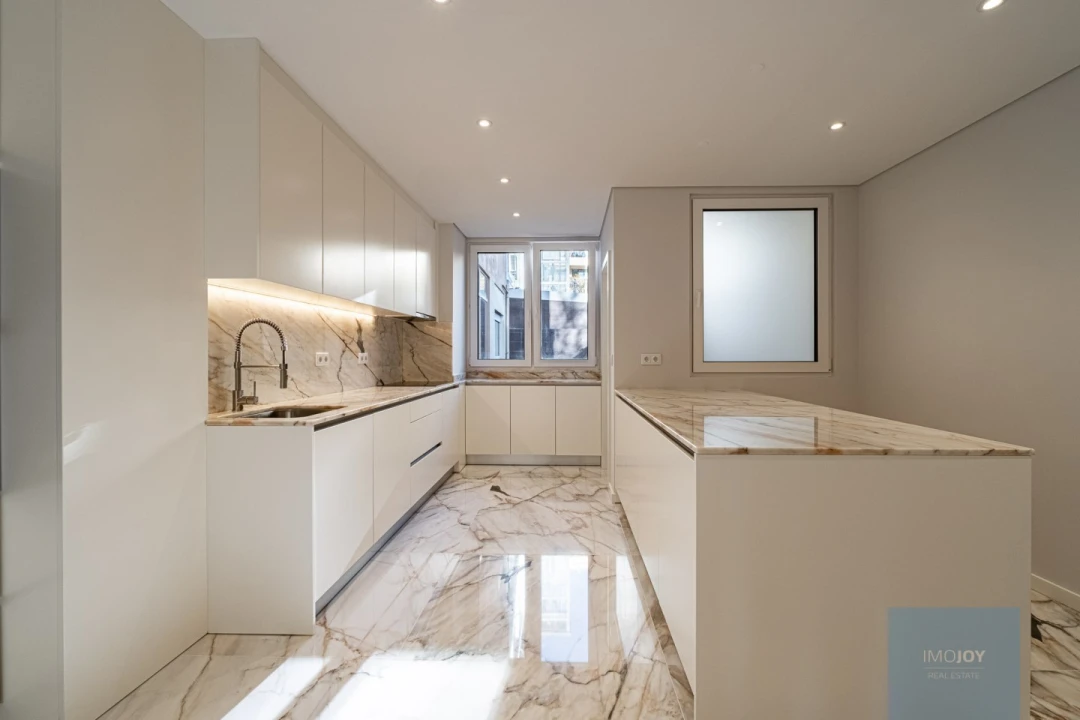 Apartamento T3 para Venda em Aldoar, Foz do Douro e Nevogilde Foto 6