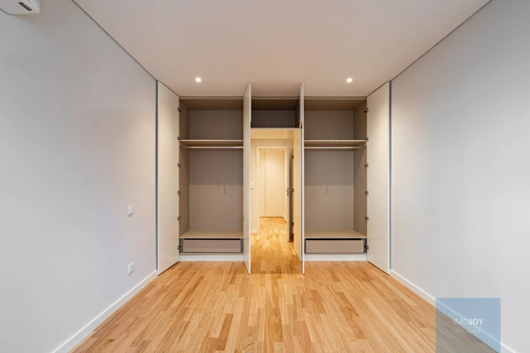 Apartamento T3 para Venda em Aldoar, Foz do Douro e Nevogilde Foto 17
