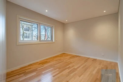 Apartamento T3 para Venda em Aldoar, Foz do Douro e Nevogilde
