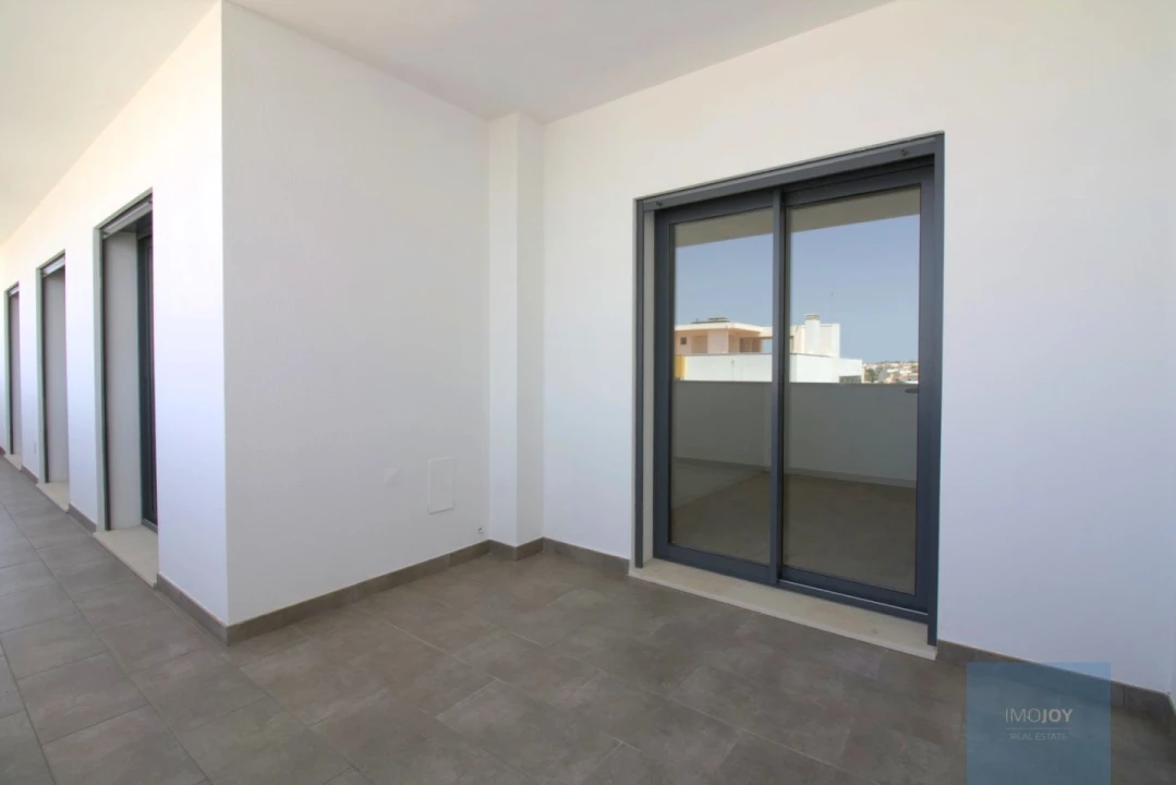 Apartamento T4 para Venda em Portimão Foto 40