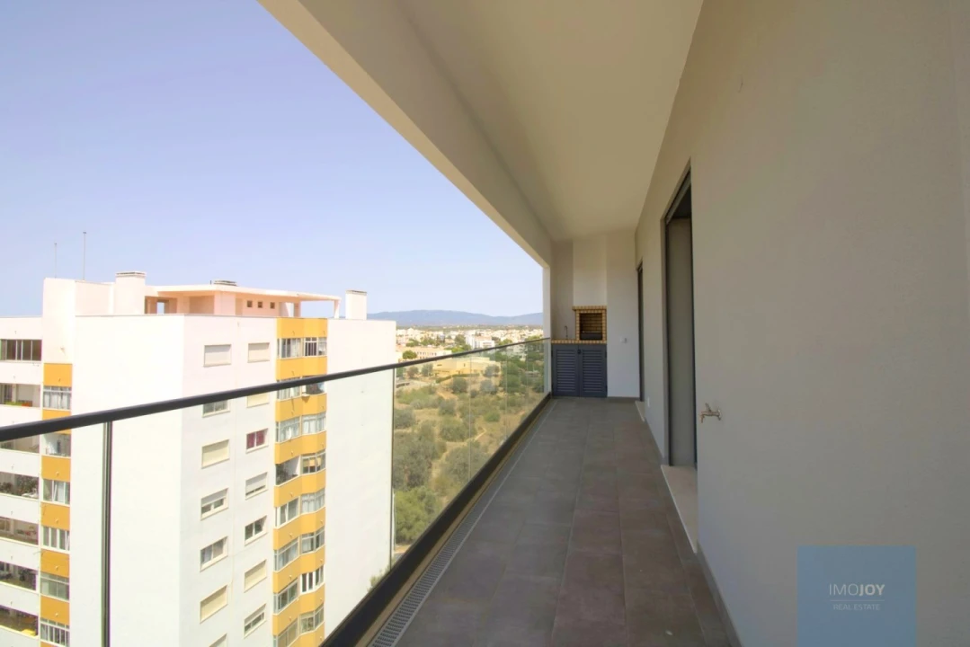 Apartamento T4 para Venda em Portimão Foto 41