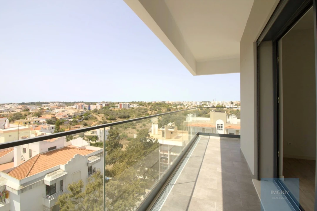 Apartamento T4 para Venda em Portimão Foto 49