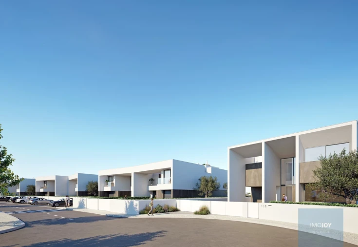 Moradia T4 para Venda em Lagos (São Sebastião e Santa Maria) Foto 22