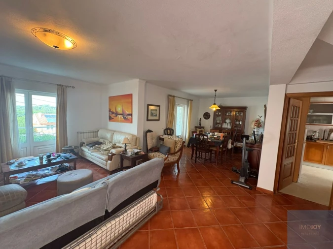 Moradia T4 para Venda em Sesimbra (Castelo) Foto 1