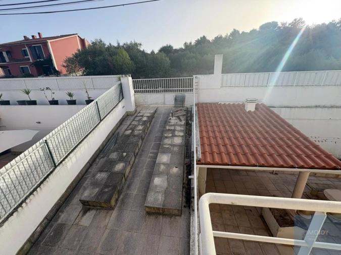 Moradia T4 para Venda em Sesimbra (Castelo) Foto 38