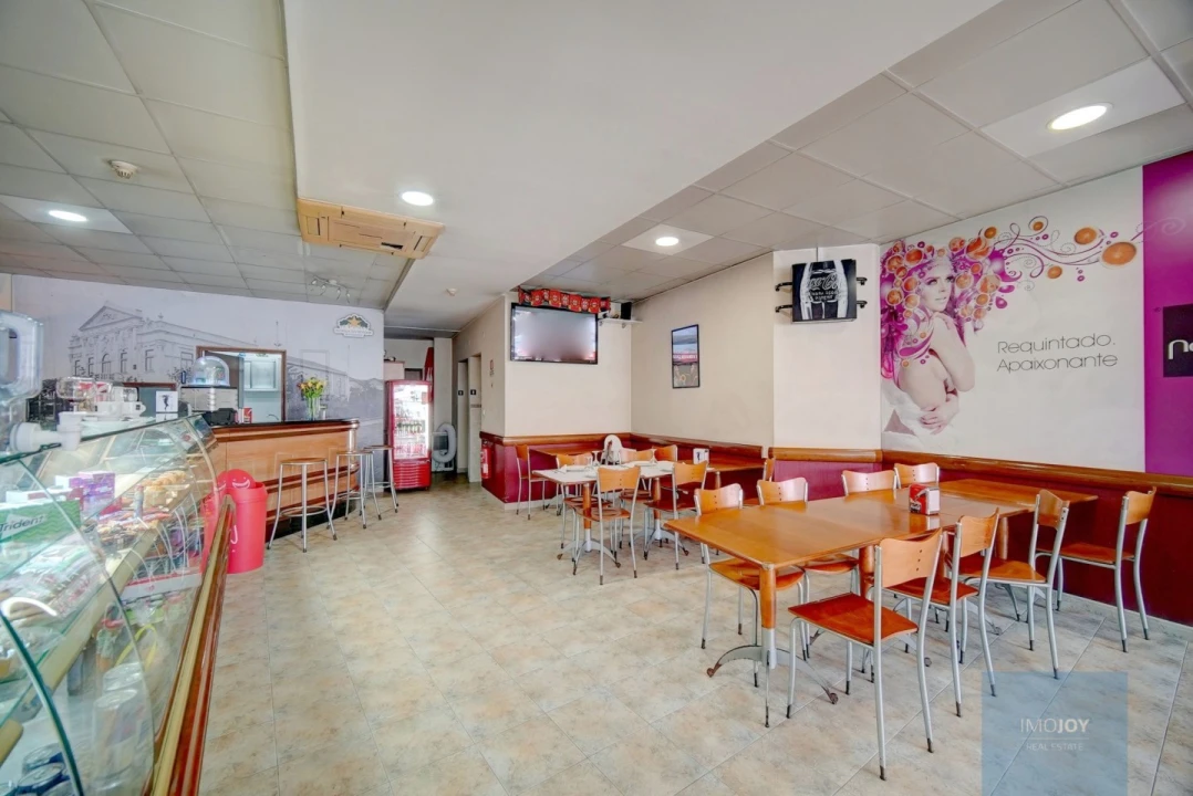 Loja para Venda em Falagueira-Venda Nova Foto 3