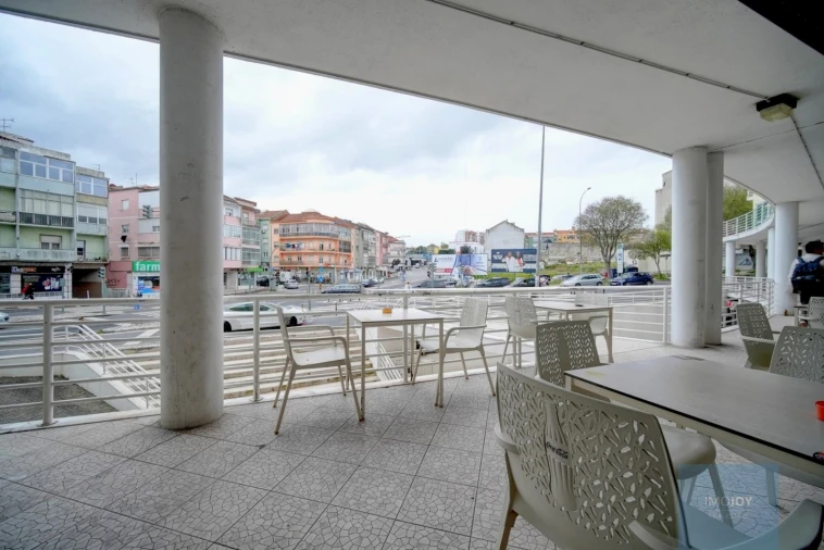 Loja para Venda em Falagueira-Venda Nova Foto 5