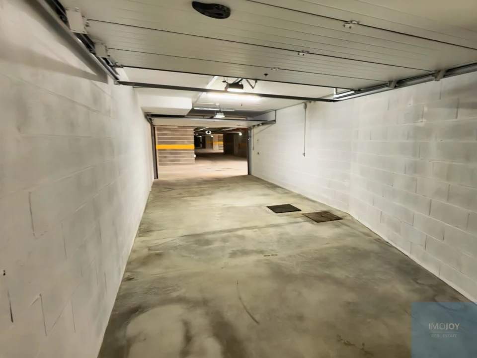 Garagem para Arrendamento em Portimão Foto 4