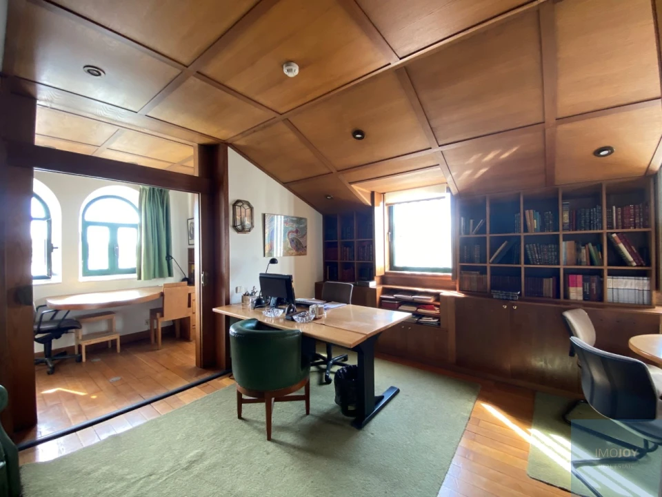 Escritório para Arrendamento em Lordelo do Ouro e Massarelos Foto 11