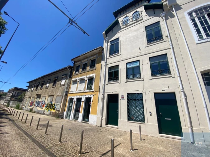 Escritório para Arrendamento em Lordelo do Ouro e Massarelos Foto 22