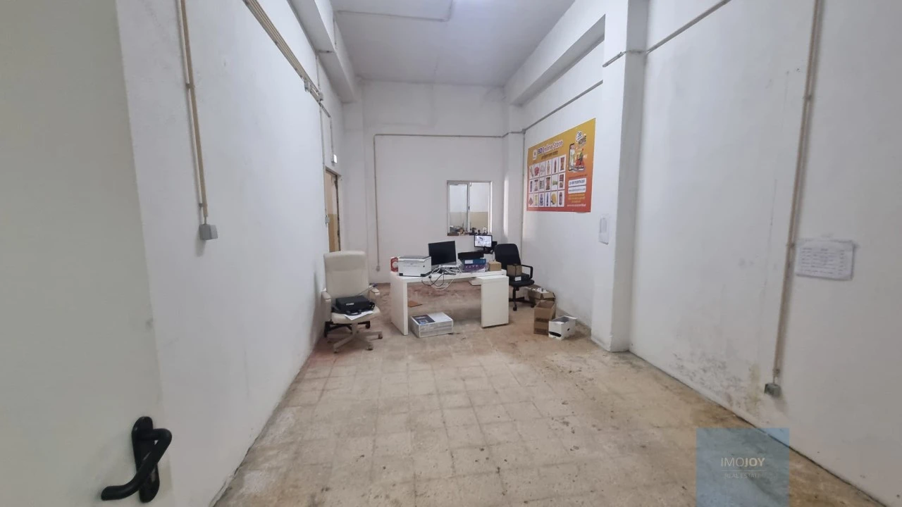 Armazém para Arrendamento em Moscavide e Portela Foto 14