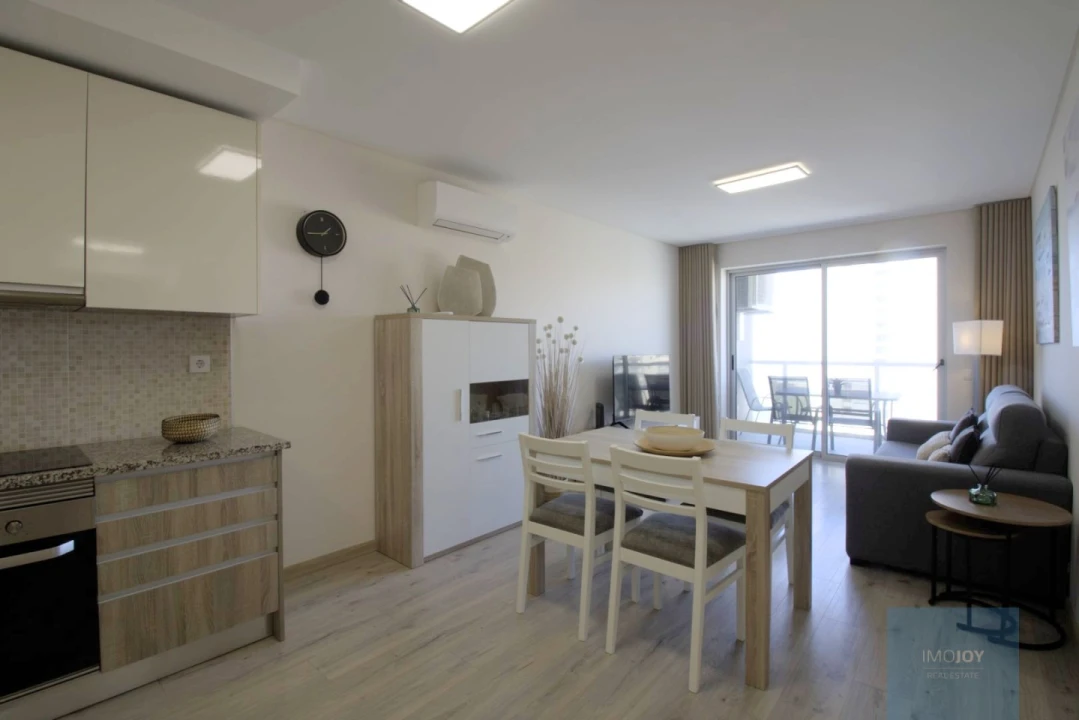 Apartamento T2 para Venda em Portimão Foto 4