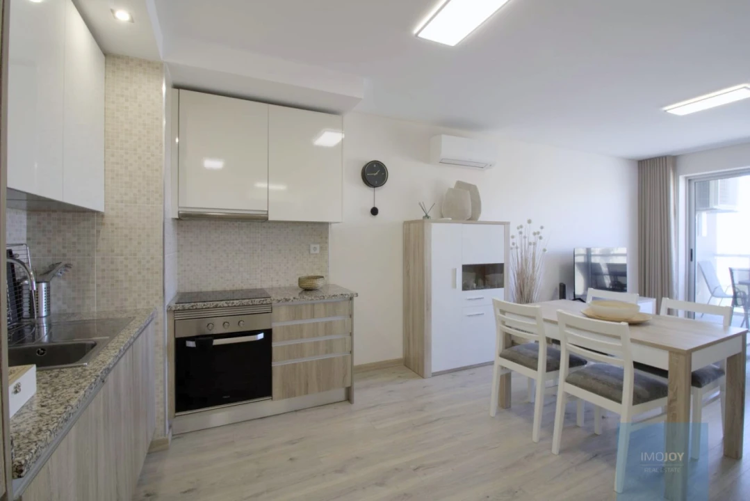 Apartamento T2 para Venda em Portimão Foto 5