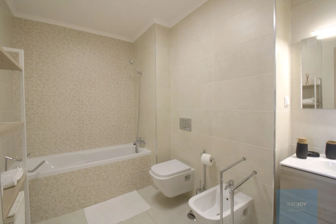 Apartamento T2 para Venda em Portimão Foto 16