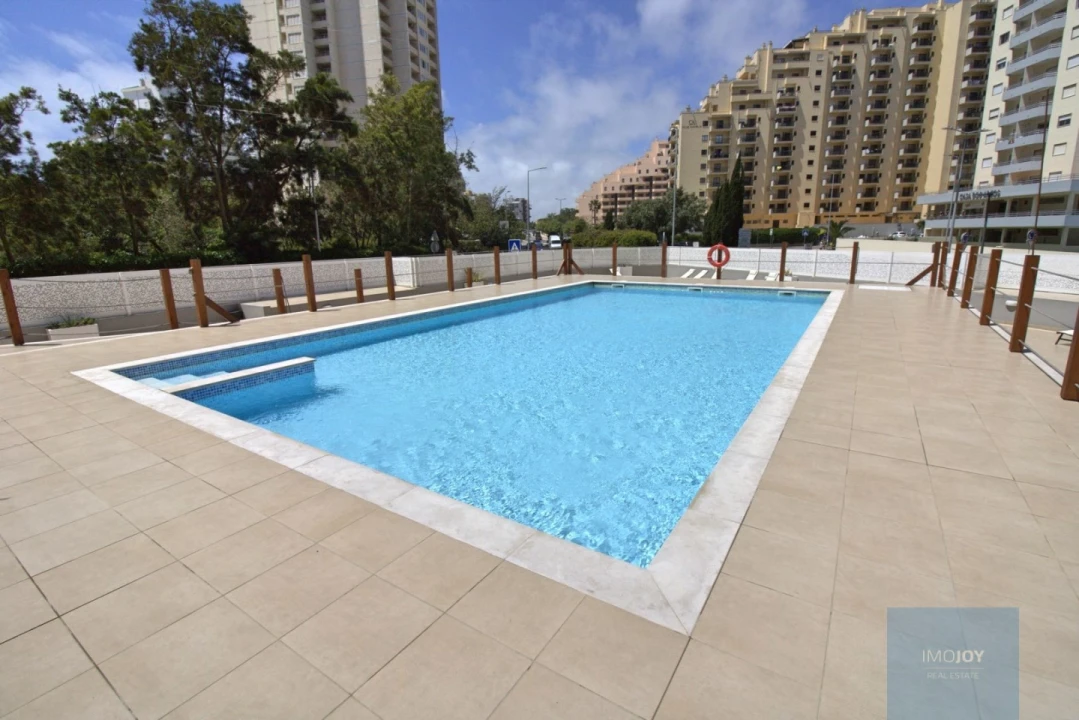 Apartamento T2 para Venda em Portimão Foto 28