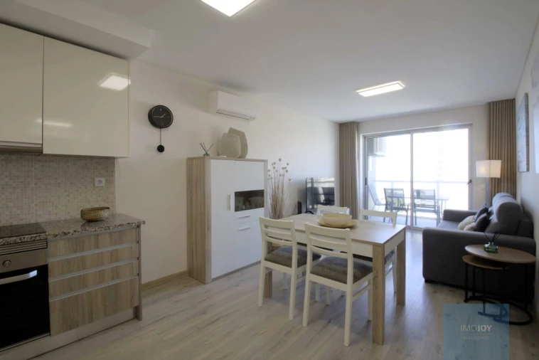 Apartamento T2 para Venda em Portimão Foto 4