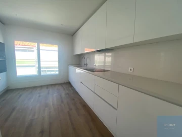Apartamento T4 para Venda em Almada, Cova da Piedade, Pragal e Cacilhas