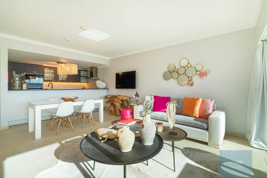 Apartamento T1 para Venda em Portimão Foto 6