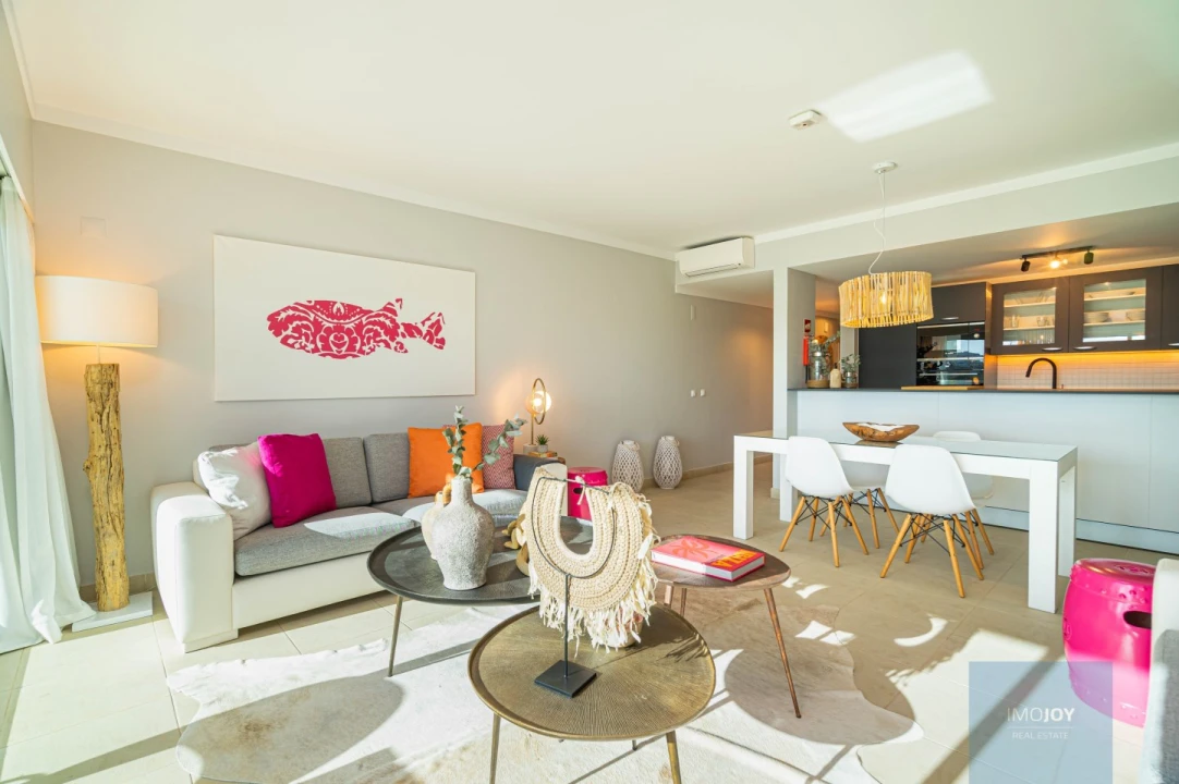 Apartamento T1 para Venda em Portimão Foto 7