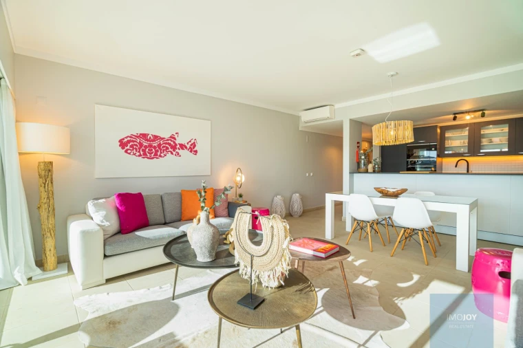 Apartamento T1 para Venda em Portimão Foto 7