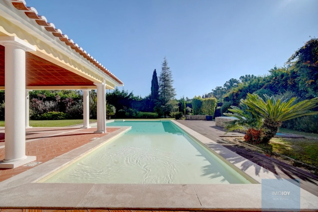 Moradia T5 para Venda em Quinta do Conde Foto 4