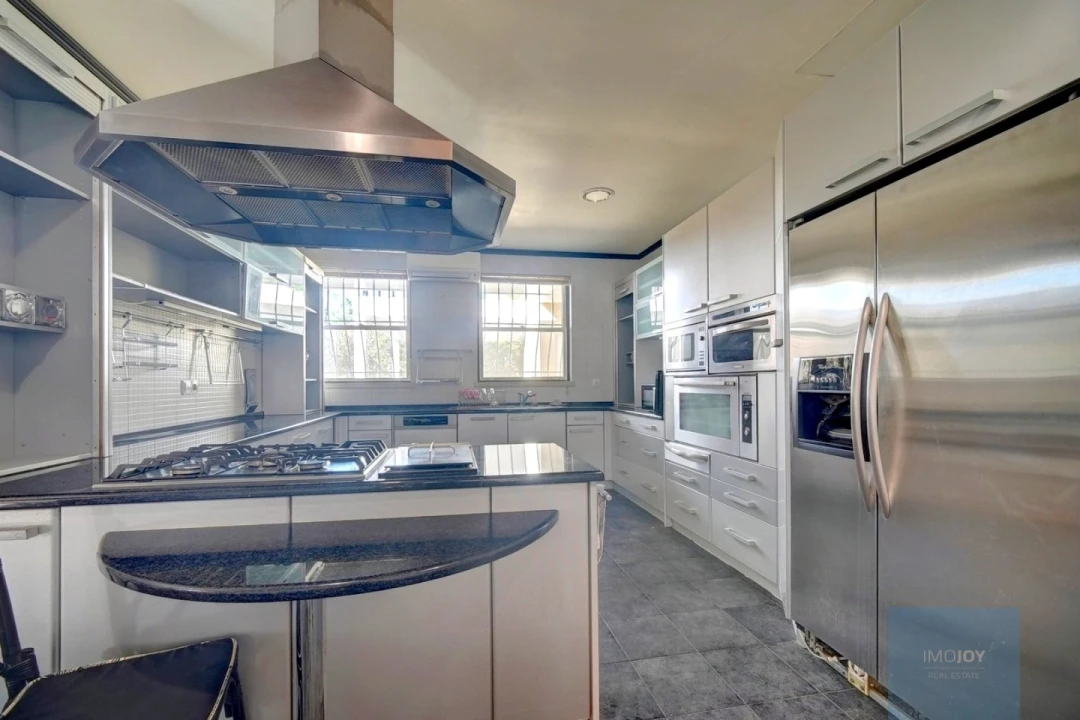 Moradia T5 para Venda em Quinta do Conde Foto 9