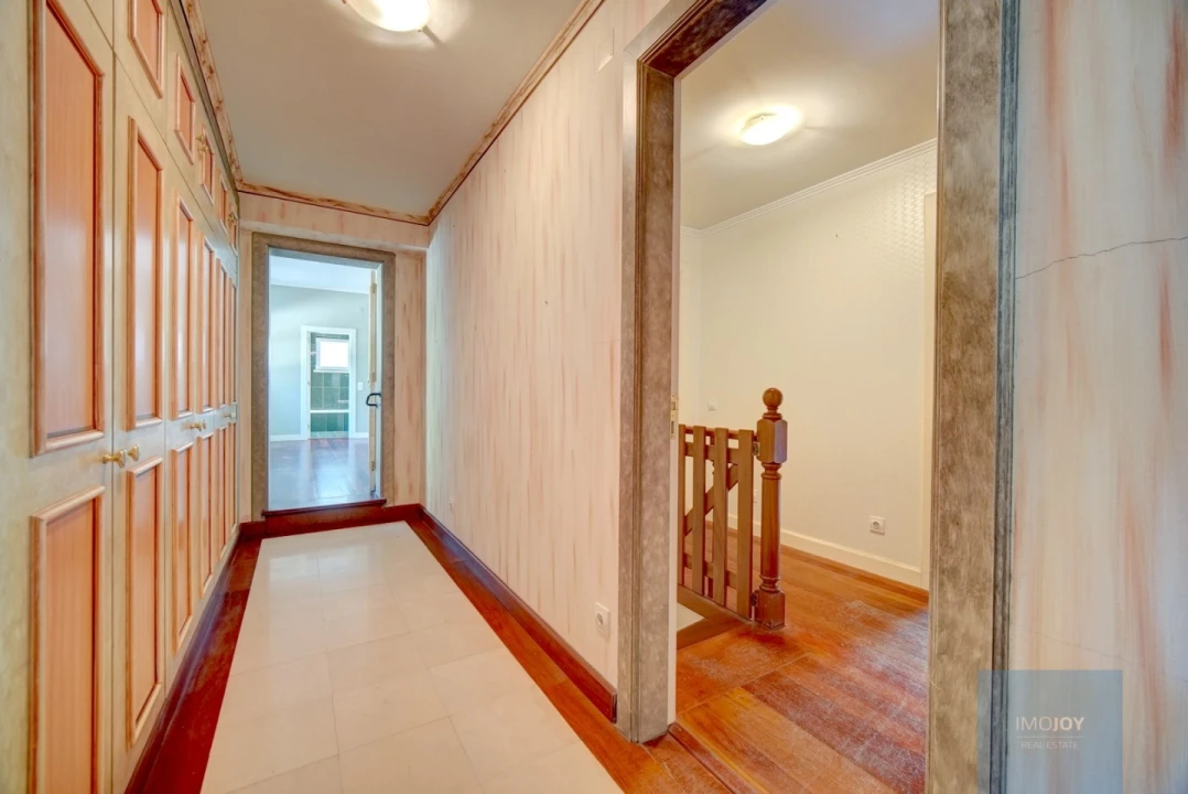 Moradia T5 para Venda em Quinta do Conde Foto 19