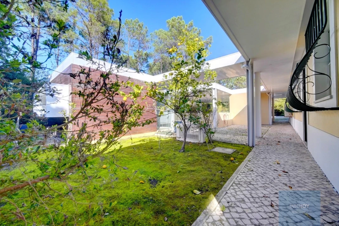 Moradia T5 para Venda em Quinta do Conde Foto 47