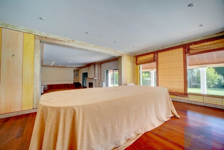 Moradia T5 para Venda em Quinta do Conde Foto 7